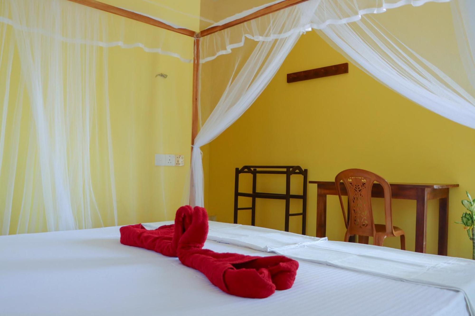 Benzai Surf Apartment Arugam Bay Bagian luar foto